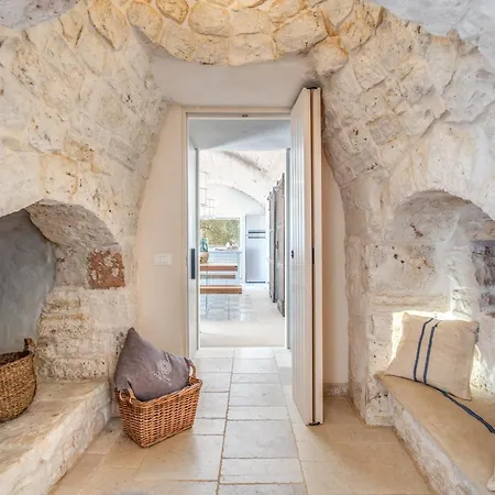 Trulli Cicale E Olive - Le Di Valentina