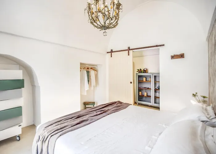 Trulli Cicale E Olive - Le Di Valentina