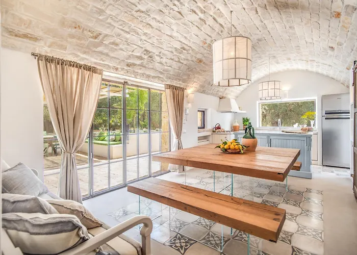 Trulli Cicale E Olive - Le Di Valentina Ceglie Messapica