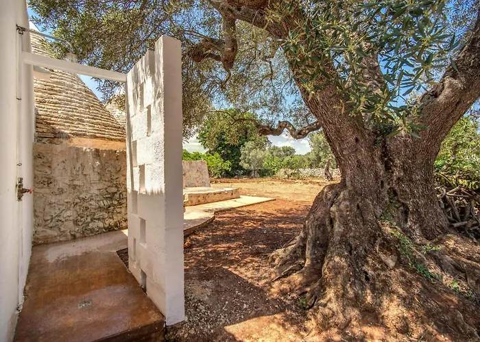 Trulli Cicale E Olive - Le Di Valentina *