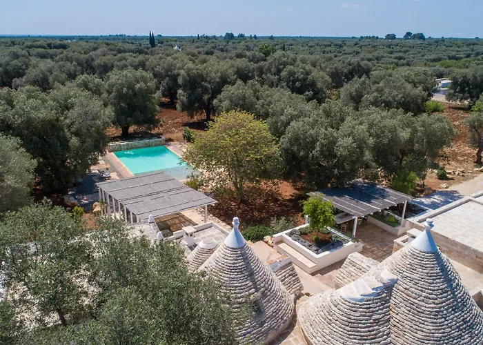 Trulli Cicale E Olive - Le Di Valentina